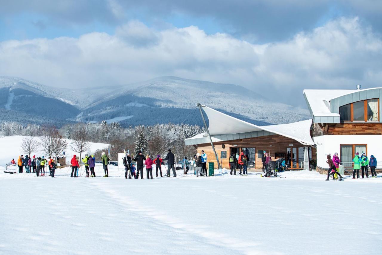 מלאדה בוקי Grund Resort Golf And Ski מראה חיצוני תמונה
